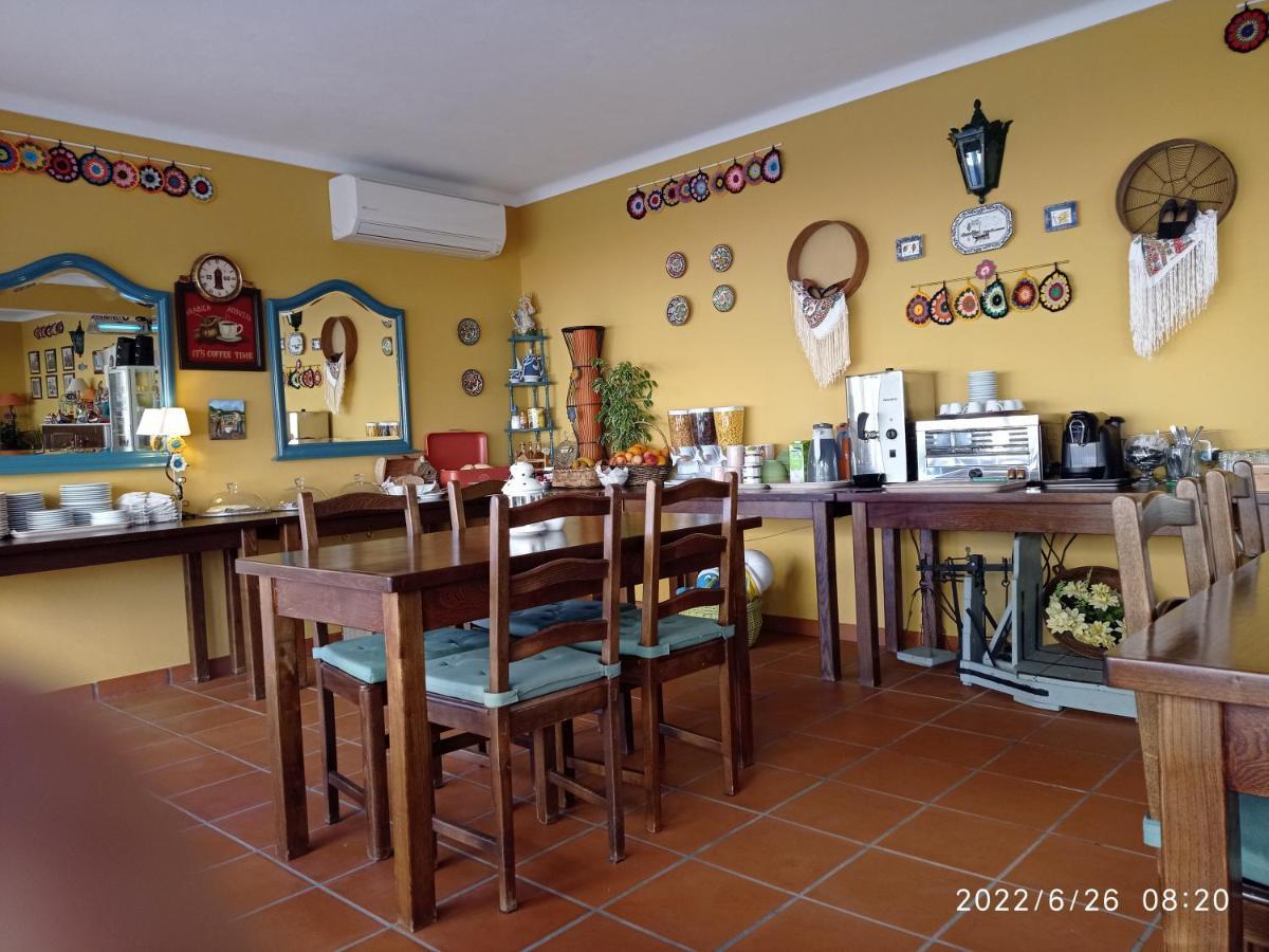 A Casa Da Ti Laura 2 Hotell Aveiro Exteriör bild