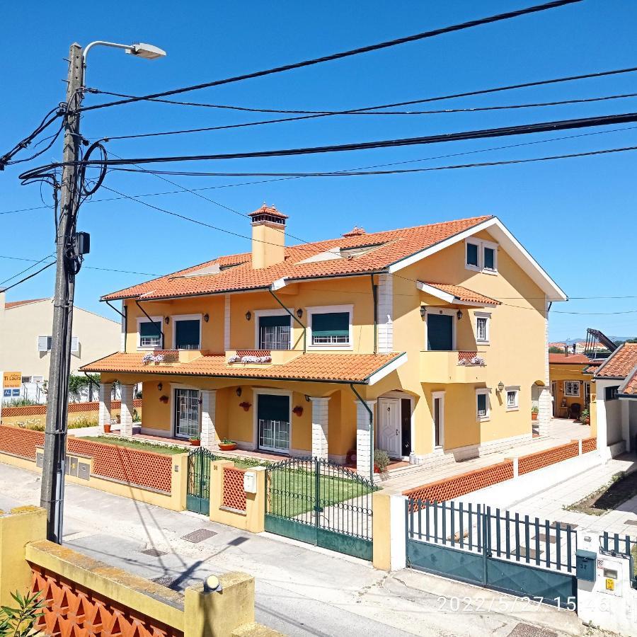 A Casa Da Ti Laura 2 Hotell Aveiro Exteriör bild